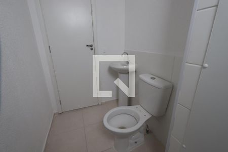 Banheiro de apartamento para alugar com 2 quartos, 36m² em Jardim Santa Adelia, São Paulo