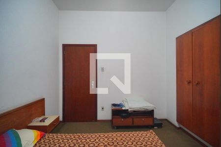 Casa à venda com 300m², 4 quartos e 3 vagasQuarto 2