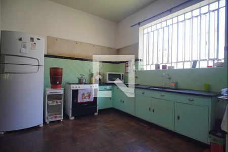 Casa à venda com 300m², 4 quartos e 3 vagasCozinha