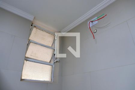 Apartamento à venda com 68m², 2 quartos e 1 vaga Apartamento à venda com 68m², 2 quartos e 1 vagaBanheiro Social