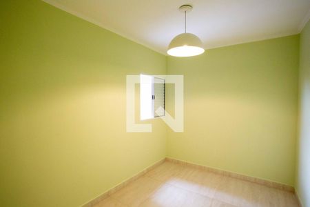 Casa à venda com 178m², 3 quartos e 2 vagasQuarto 2