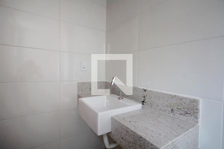 Apartamento à venda com 63m², 2 quartos e 2 vagasBanheiro da Suíte 2