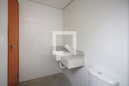 Apartamento à venda com 63m², 2 quartos e 2 vagasBanheiro da Suíte 2