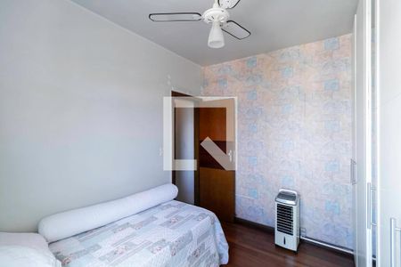 Casa à venda com 232m², 3 quartos e 3 vagas Casa à venda com 232m², 3 quartos e 3 vagasQuarto 1