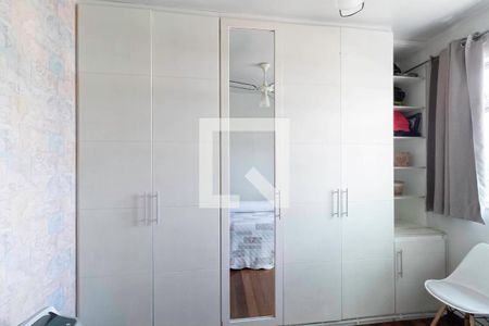 Casa à venda com 232m², 3 quartos e 3 vagas Casa à venda com 232m², 3 quartos e 3 vagasQuarto 1