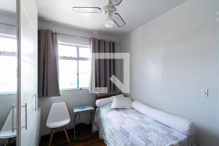 Casa à venda com 232m², 3 quartos e 3 vagas Casa à venda com 232m², 3 quartos e 3 vagasQuarto 1