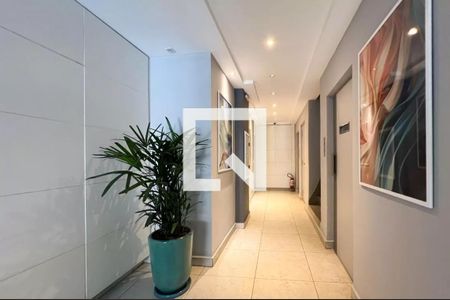 Apartamento para alugar com 67m², 2 quartos e 1 vagaÁrea comum - Hall de entrada