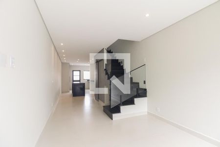 Sala de casa à venda com 3 quartos, 149m² em Vila Santa Isabel, São Paulo