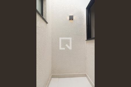 Casa à venda com 149m², 3 quartos e 5 vagasCorredor de Acesso aos Quartos e Banheiros - Jardim de Inverno