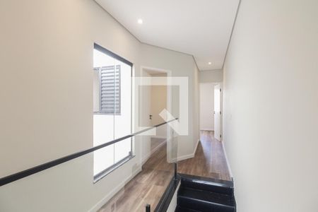 Casa à venda com 149m², 3 quartos e 5 vagasCorredor de Acesso aos Quartos e Banheiros