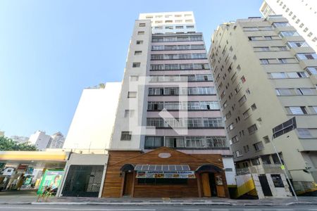 Apartamento para alugar com 48m², 2 quartos e sem vaga Apartamento para alugar com 48m², 2 quartos e sem vagaFachada