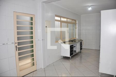 Casa à venda com 196m², 5 quartos e 1 vagaDetalhe - Cozinha