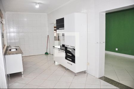 Casa à venda com 196m², 5 quartos e 1 vagaDetalhe - Cozinha