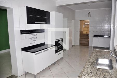 Casa à venda com 196m², 5 quartos e 1 vagaDetalhe - Cozinha