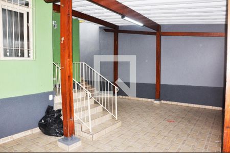Casa à venda com 196m², 5 quartos e 1 vagaDetalhe - Garagem