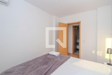 Quarto 1 de apartamento para alugar com 3 quartos, 84m² em Jardim Lindóia, Porto Alegre