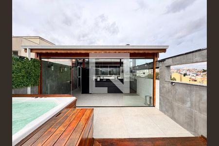 Apartamento à venda com 140m², 2 quartos e 2 vagas Apartamento à venda com 140m², 2 quartos e 2 vagasCobertura