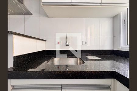 Apartamento à venda com 140m², 2 quartos e 2 vagas Apartamento à venda com 140m², 2 quartos e 2 vagasLavanderia