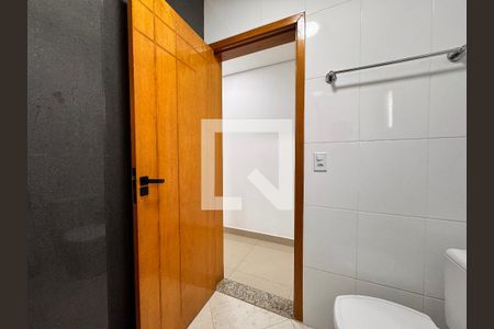 Apartamento à venda com 140m², 2 quartos e 2 vagas Apartamento à venda com 140m², 2 quartos e 2 vagasBanheiro