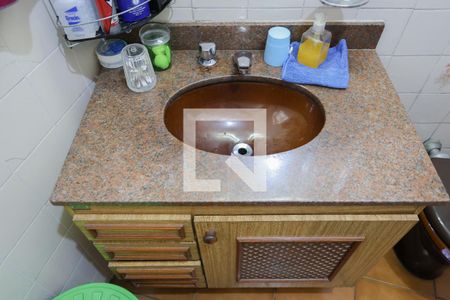 Casa à venda com 201m², 5 quartos e 4 vagasCasa 2 - Banheiro