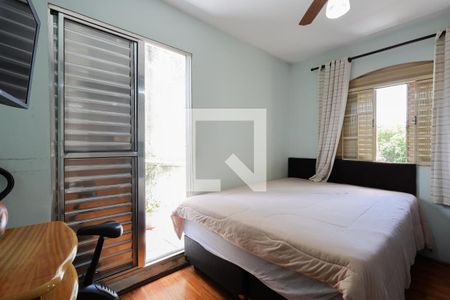 Casa à venda com 201m², 5 quartos e 4 vagasCasa 3 - Quarto 2