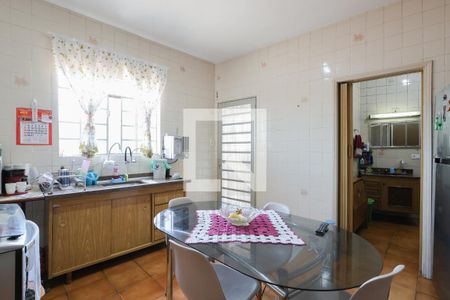 Casa à venda com 201m², 5 quartos e 4 vagasCasa 2 - Cozinha