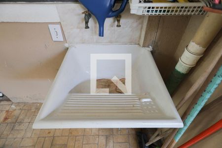 Casa à venda com 201m², 5 quartos e 4 vagasCasa 1 - Área de serviço