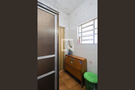 Casa à venda com 201m², 5 quartos e 4 vagasCasa 2 - Banheiro