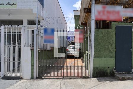 Casa à venda com 201m², 5 quartos e 4 vagasFachada + plaquinha