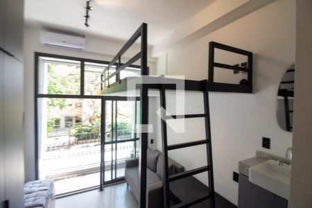 Quarto de apartamento à venda com 1 quarto, 24m² em Santo Amaro, São Paulo