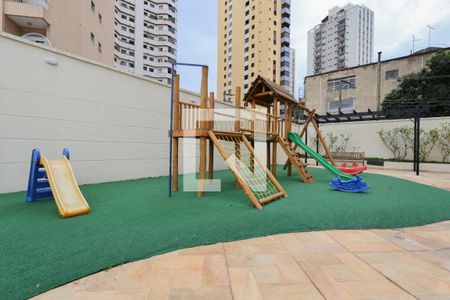 Apartamento à venda com 150m², 4 quartos e 3 vagasÁrea comum - Playground