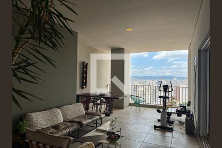 Apartamento à venda com 126m², 2 quartos e 2 vagasÁrea externa 