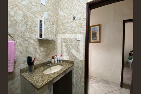 Casa à venda com 140m², 3 quartos e 5 vagasBanheiro