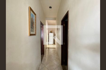 Casa à venda com 140m², 3 quartos e 5 vagasCorredor