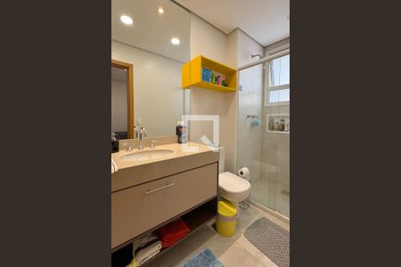 Apartamento à venda com 136m², 3 quartos e 2 vagasBanheiro da Suíte 3