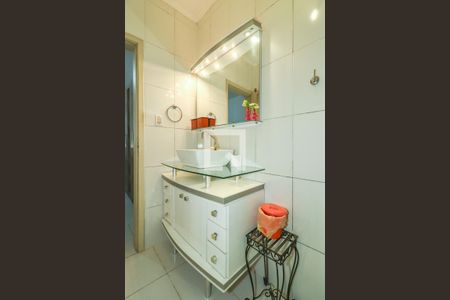 Banheiro de apartamento para alugar com 1 quarto, 40m² em Auxiliadora, Porto Alegre