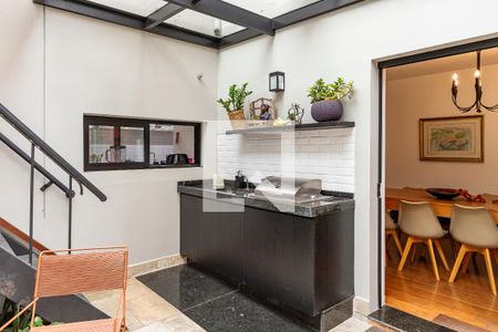 Casa à venda com 339m², 4 quartos e 3 vagasQuintal/ Churrasqueira