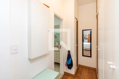 Casa à venda com 339m², 4 quartos e 3 vagasSuíte