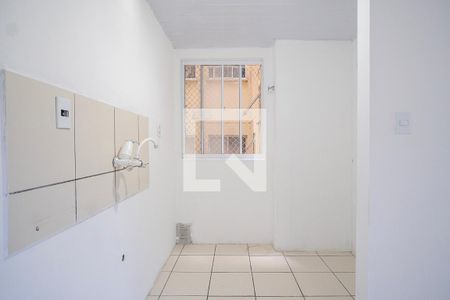 Sala/Cozinha de apartamento para alugar com 2 quartos, 42m² em Glória, Porto Alegre