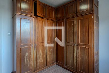 Quarto 2 de apartamento para alugar com 2 quartos, 42m² em Glória, Porto Alegre