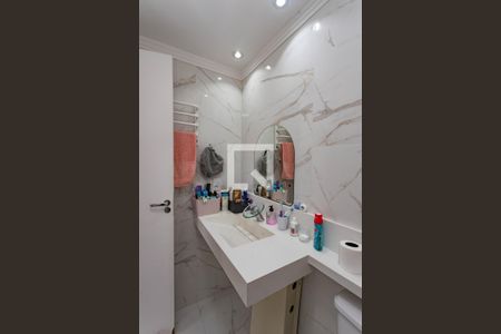 Apartamento à venda com 65m², 2 quartos e 1 vaga Apartamento à venda com 65m², 2 quartos e 1 vagaBanheiro do quarto 1