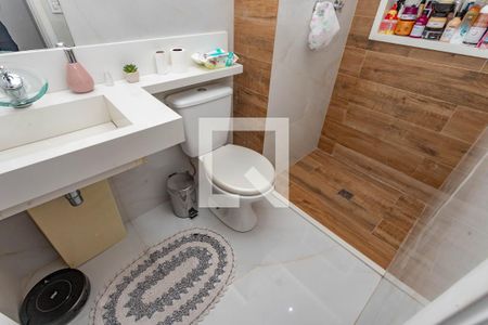 Apartamento à venda com 65m², 2 quartos e 1 vaga Apartamento à venda com 65m², 2 quartos e 1 vagaBanheiro Social