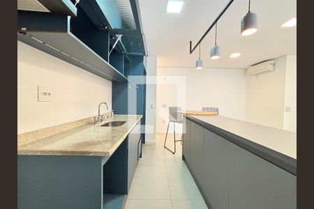 Sala/Cozinha de apartamento à venda com 2 quartos, 71m² em Moema, São Paulo