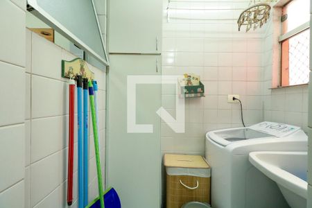 Apartamento à venda com 61m², 3 quartos e 1 vaga Apartamento à venda com 61m², 3 quartos e 1 vagaÁrea de Serviço