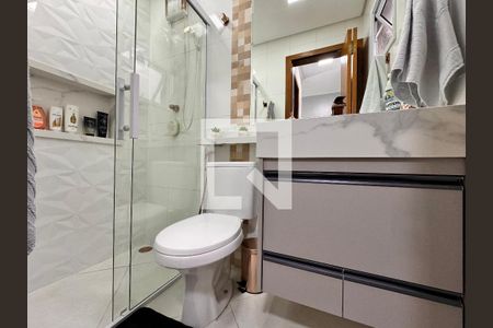 Casa para alugar com 90m², 2 quartos e 2 vagas Casa para alugar com 90m², 2 quartos e 2 vagasBanheiro