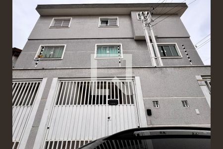 Casa para alugar com 90m², 2 quartos e 2 vagas Casa para alugar com 90m², 2 quartos e 2 vagasFachada