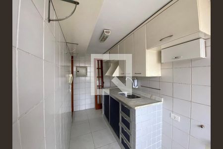 Apartamento à venda com 52m², 2 quartos e 1 vagaCozinha e Área de Serviço