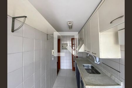 Apartamento à venda com 52m², 2 quartos e 1 vagaCozinha e Área de Serviço