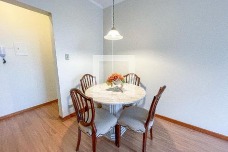 Apartamento à venda com 51m², 1 quarto e 1 vaga Apartamento à venda com 51m², 1 quarto e 1 vagaSala