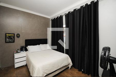 Casa à venda com 565m², 4 quartos e 2 vagasSuíte 2